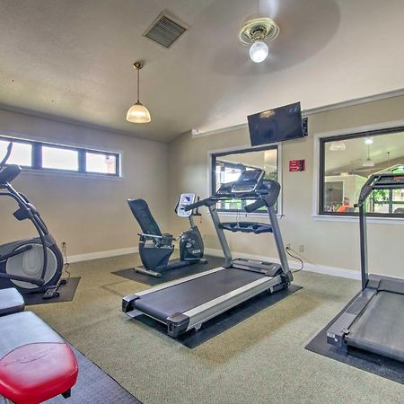 Pet-Friendly Branson Getaway With Private Patio! Appartamento Esterno foto