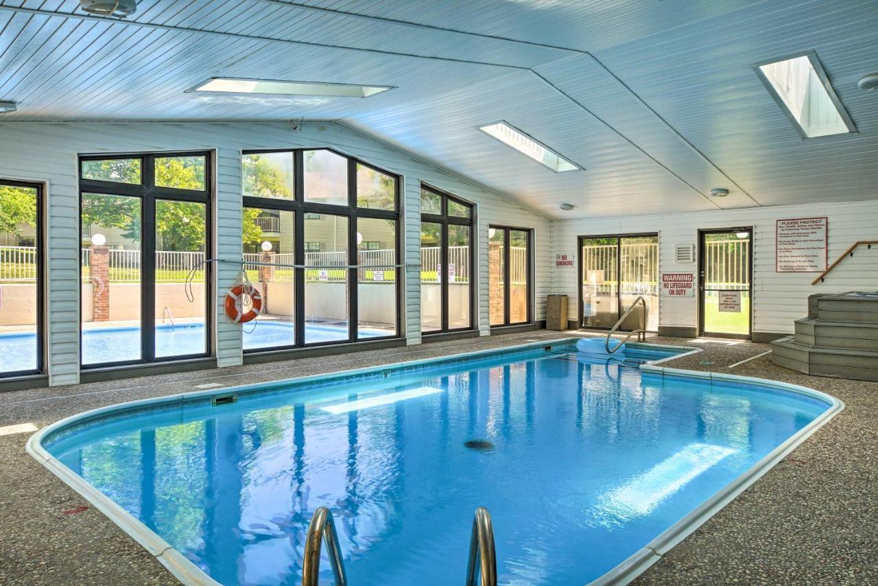 Pet-Friendly Branson Getaway With Private Patio! Appartamento Esterno foto