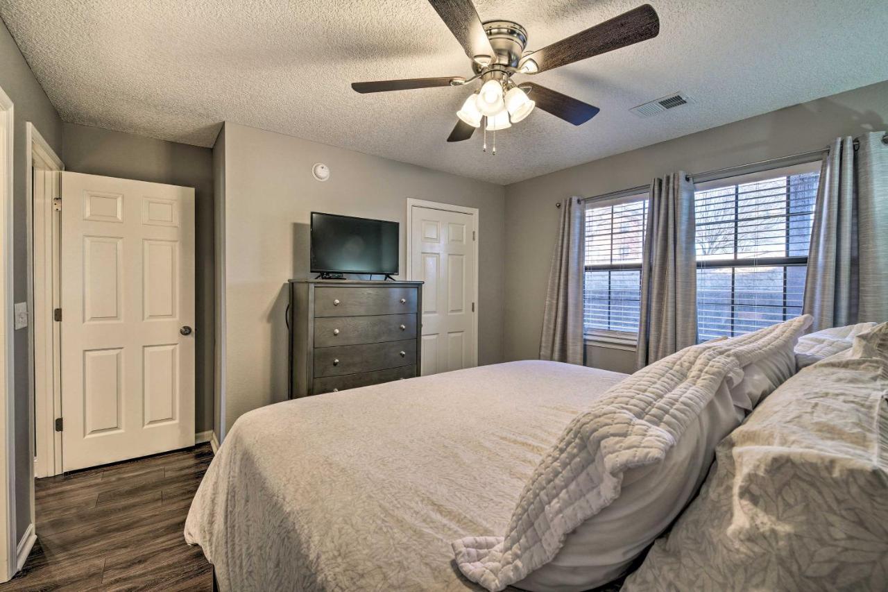 Pet-Friendly Branson Getaway With Private Patio! Appartamento Esterno foto