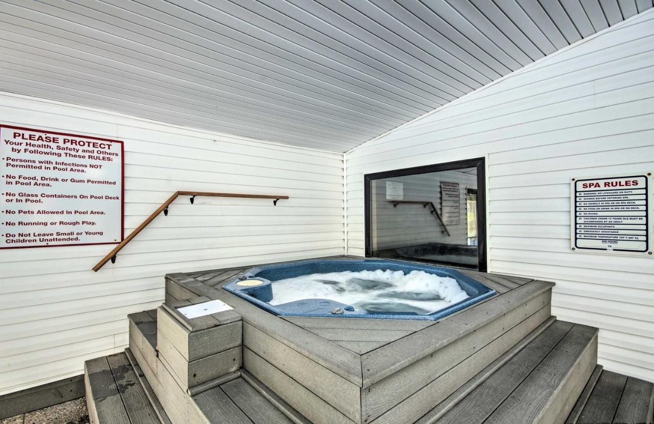 Pet-Friendly Branson Getaway With Private Patio! Appartamento Esterno foto